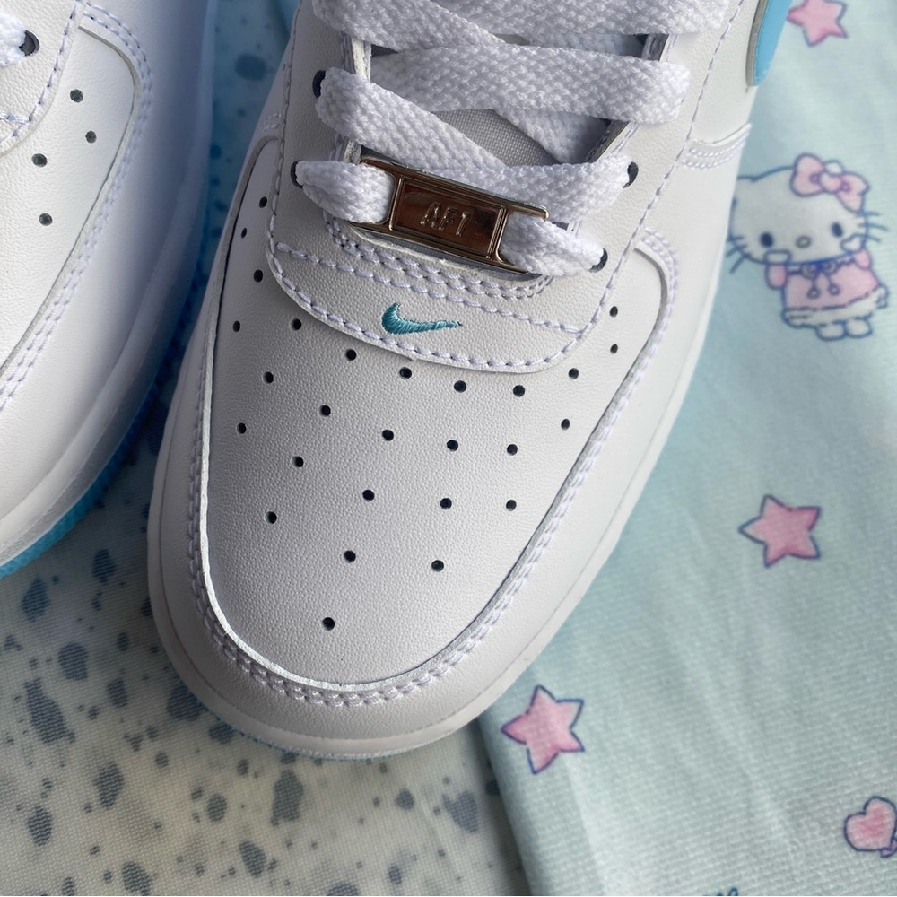 Nike Air Force 1 Low White with Light Blue Swoosh - Picture 3 of 6